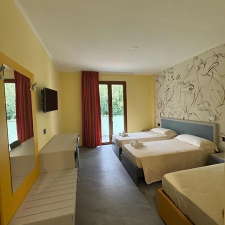 Piccolo Paradiso - 