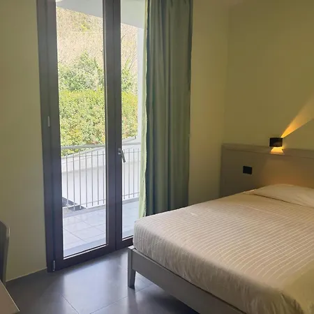 Piccolo Paradiso - 